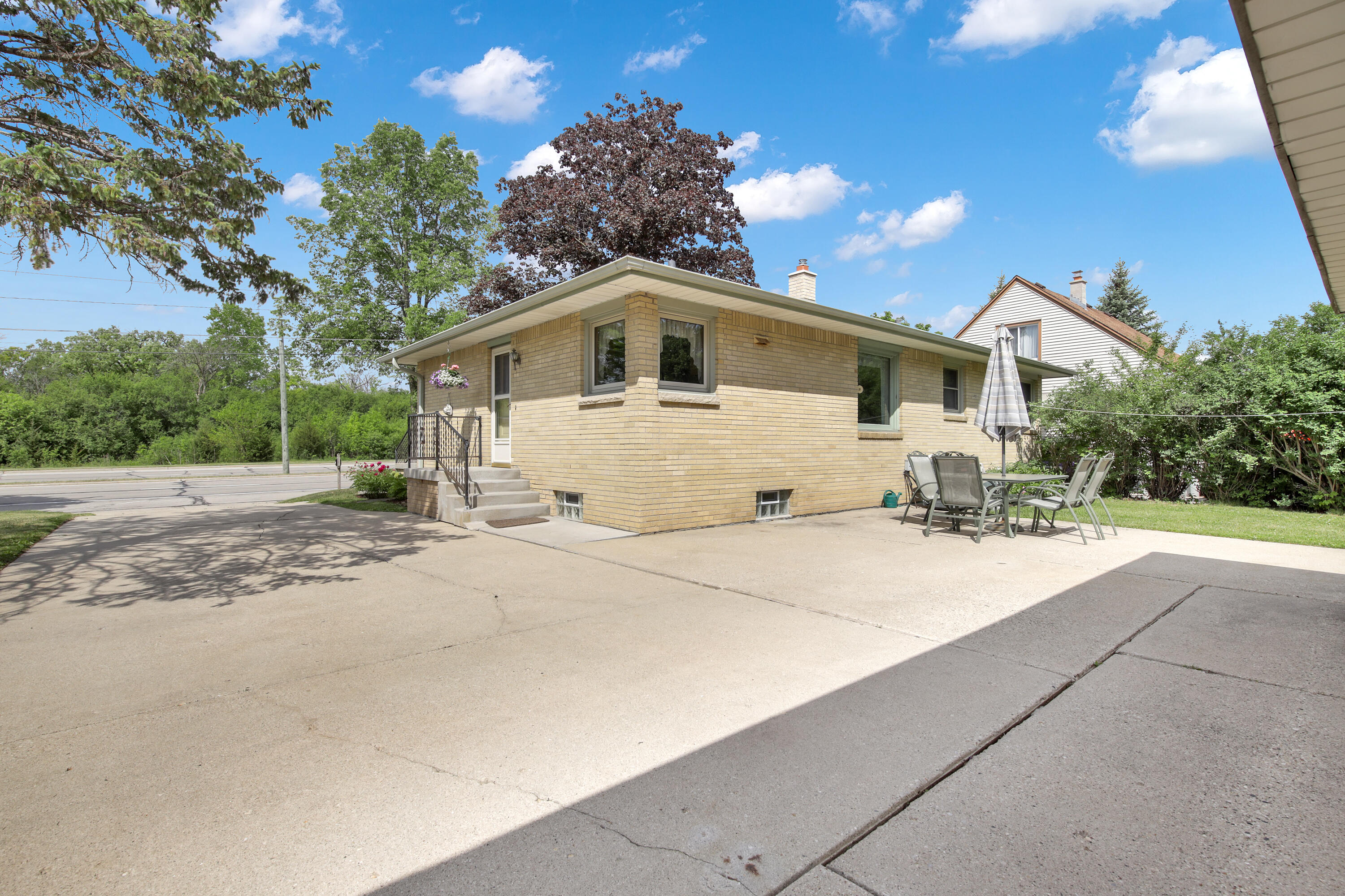 5020 North Lovers Lane Road Milwaukee, WI 53225 - Photo 28 of 32 5020 N Lovers Lane Rd-28