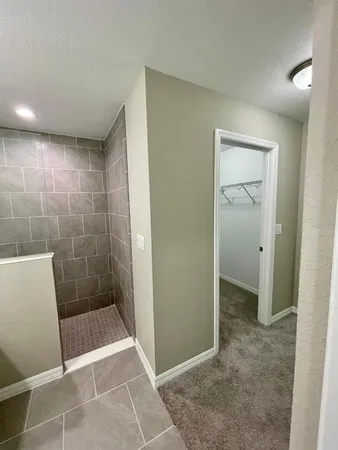 $2,300 | 19231 Southwest 97th Street, Dunnellon, FL 34432
