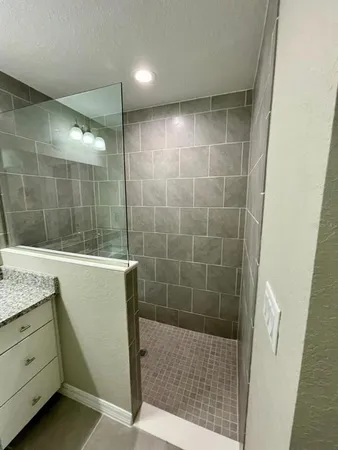 $2,300 | 19231 Southwest 97th Street, Dunnellon, FL 34432