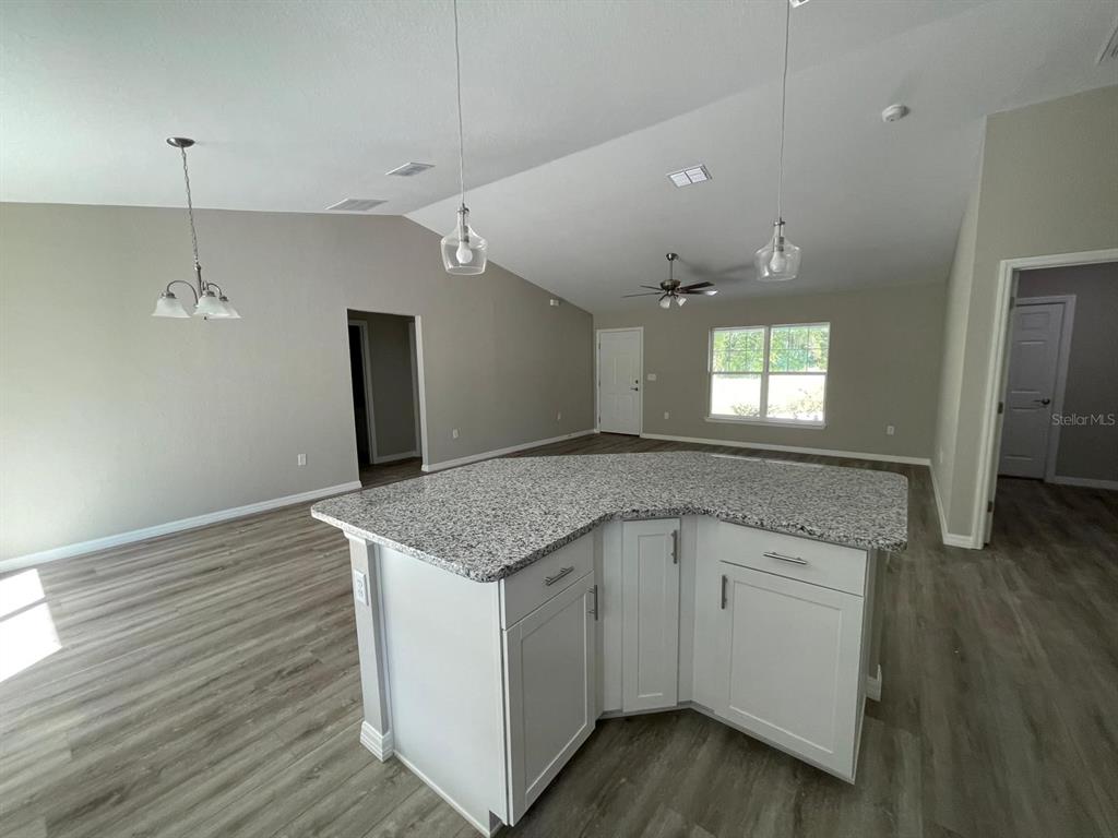 19231 Southwest 97th Street Dunnellon, FL 34432 - Photo 4 of 41