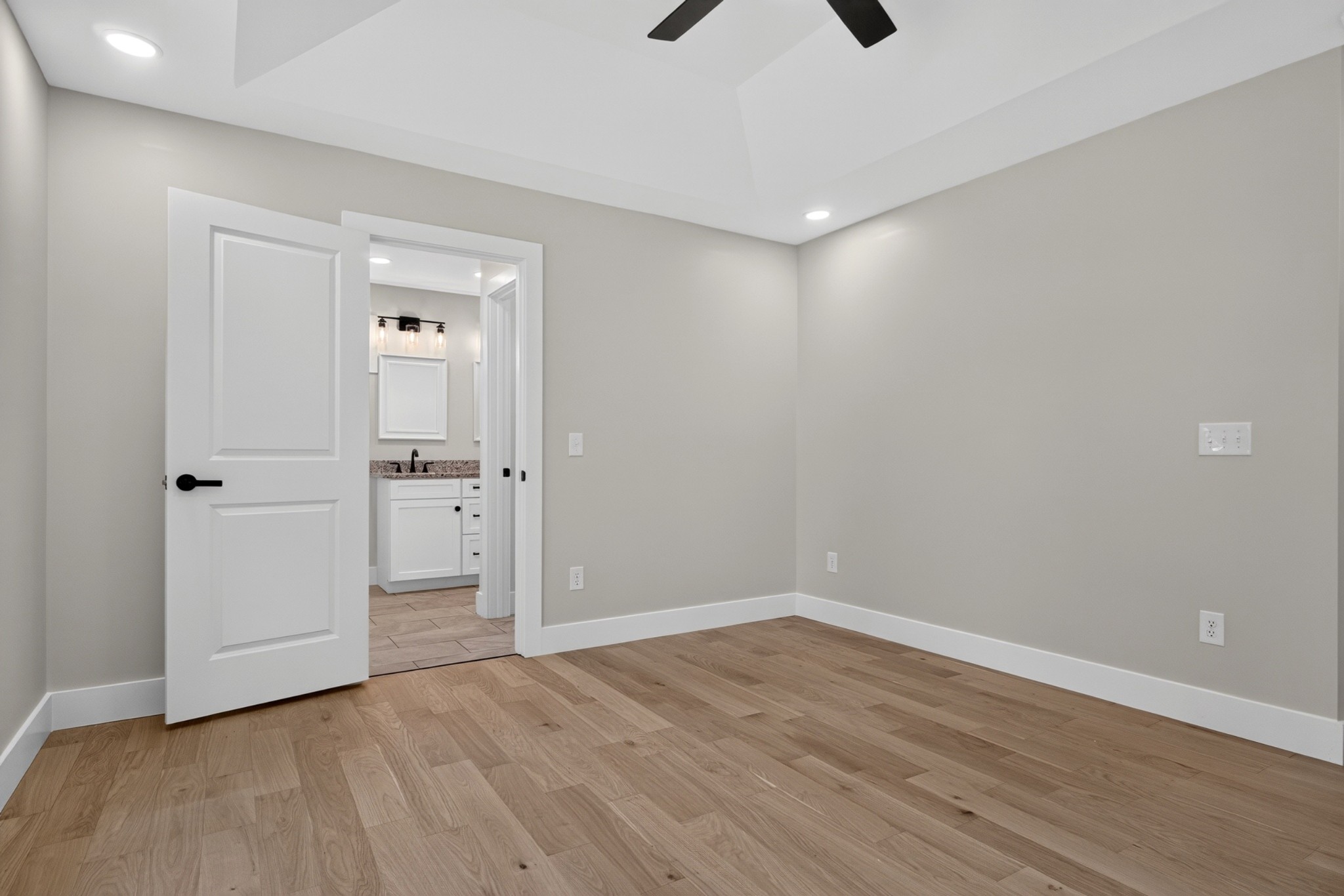 215 James Holman Road Sparta, TN 38583 - Photo 15 of 38