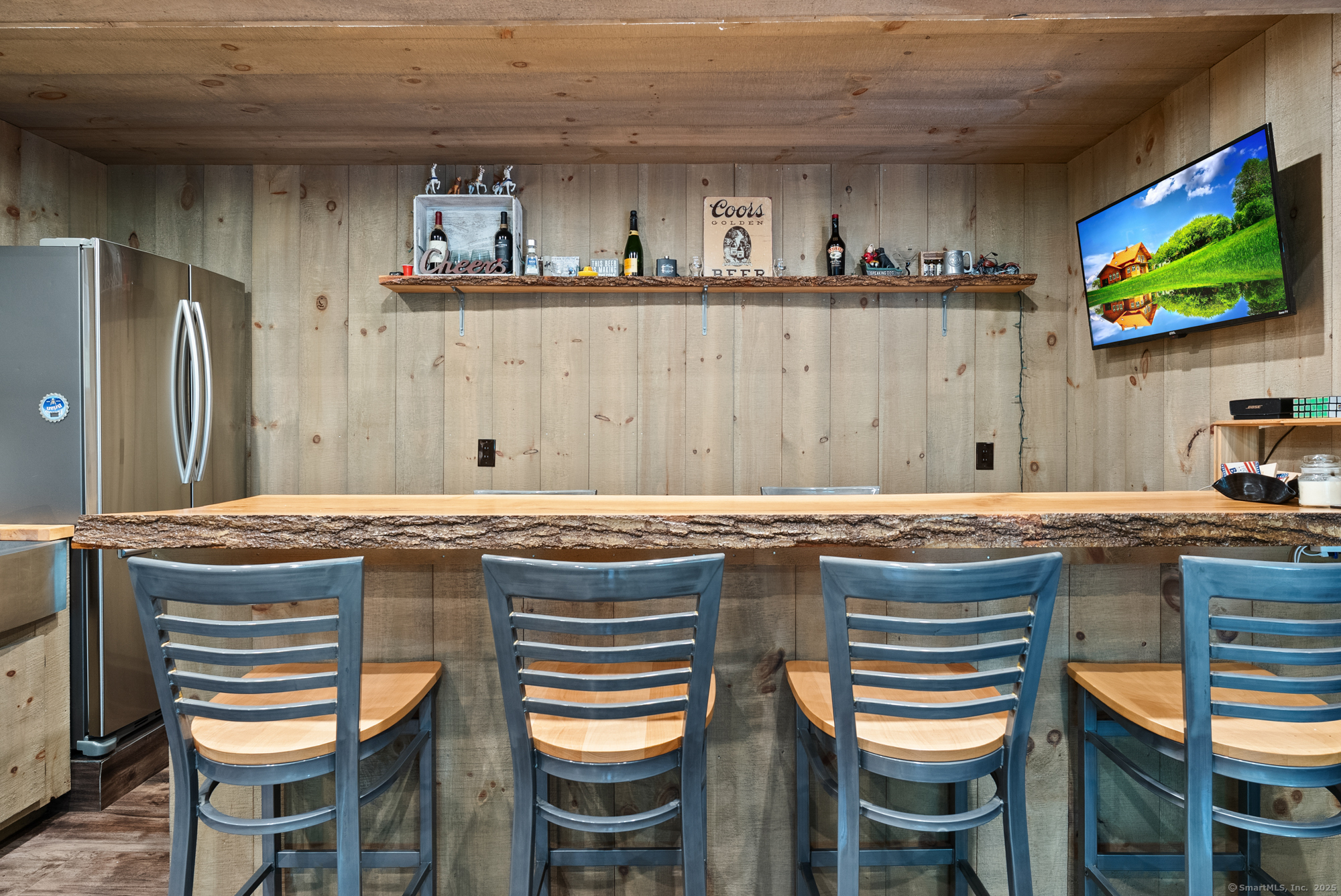 85 Good Hill Road Roxbury, CT 06783 - Photo 27 of 33 a kitchen with a table chairs window and cabinets