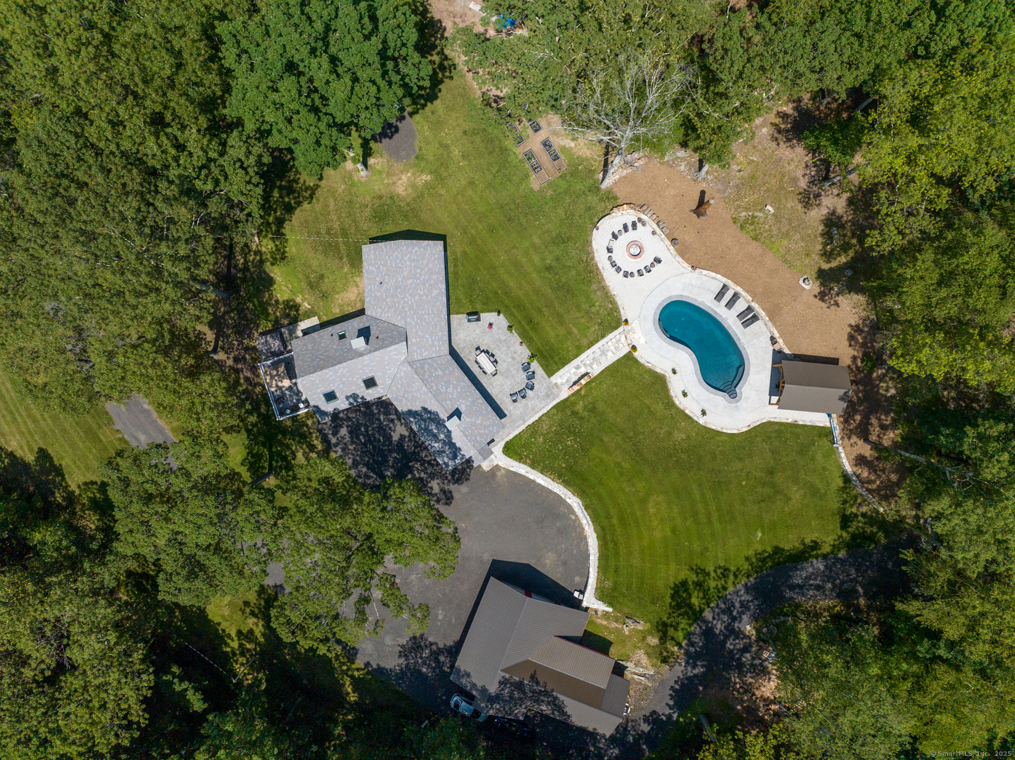 85 Good Hill Road Roxbury, CT 06783 - Photo 33 of 33 an aerial view of a swimming pool