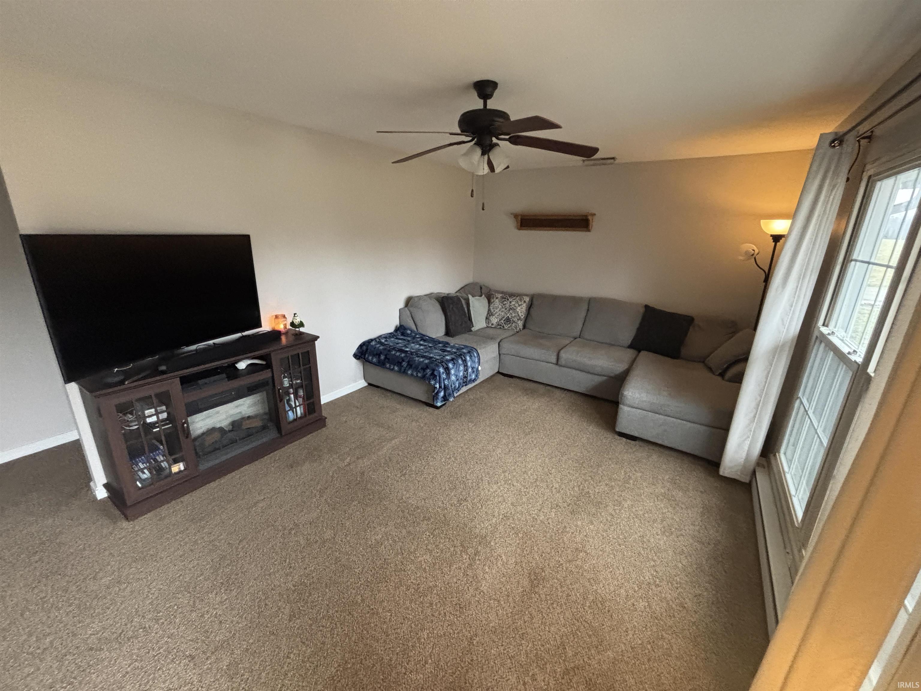 1905 Schulze Road Vincennes, IN 47591 - Photo 2 of 21