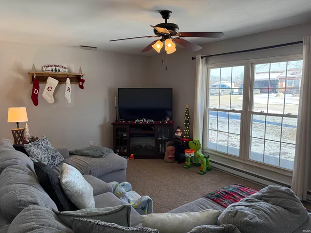 $249,900 | 1905 Schulze Road, Vincennes, IN 47591