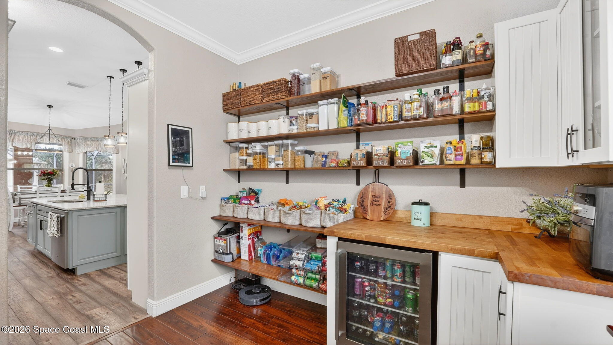 3219 Pheasant Trail Mims, FL 32754 - Photo 20 of 81 Butler pantry