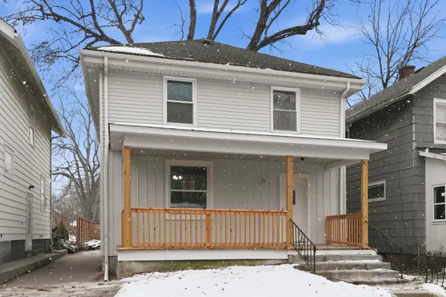 $200,000 | 1213 West Wildwood Avenue, Fort Wayne, IN 46807