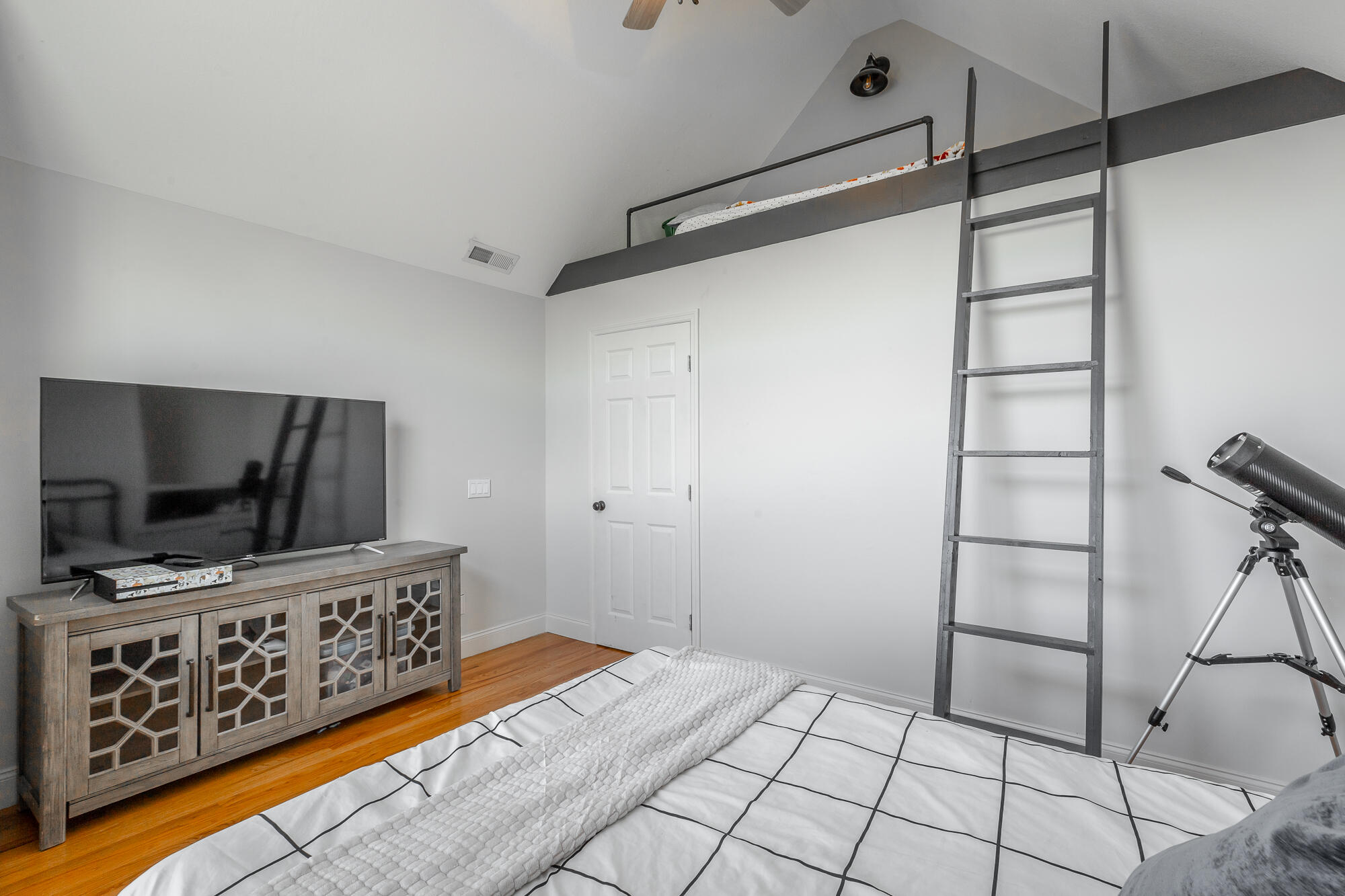 4856 Highway 95 Rock Spring, GA 30739 - Photo 42 of 63 Bedroom with Loft