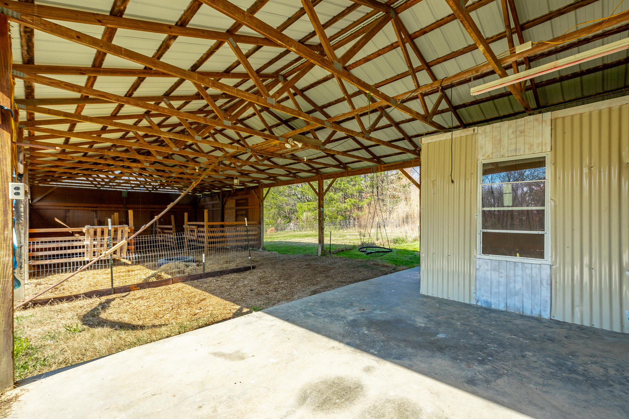 4856 Highway 95 Rock Spring, GA 30739 - Photo 50 of 63 Barn