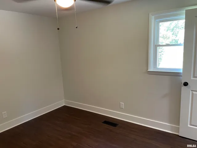 $159,900 | 319 Lindsey Avenue, Metropolis, IL 62960