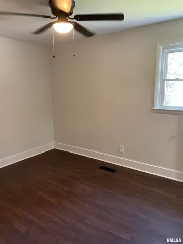 $159,900 | 319 Lindsey Avenue, Metropolis, IL 62960