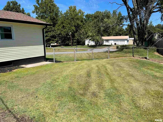 $159,900 | 319 Lindsey Avenue, Metropolis, IL 62960