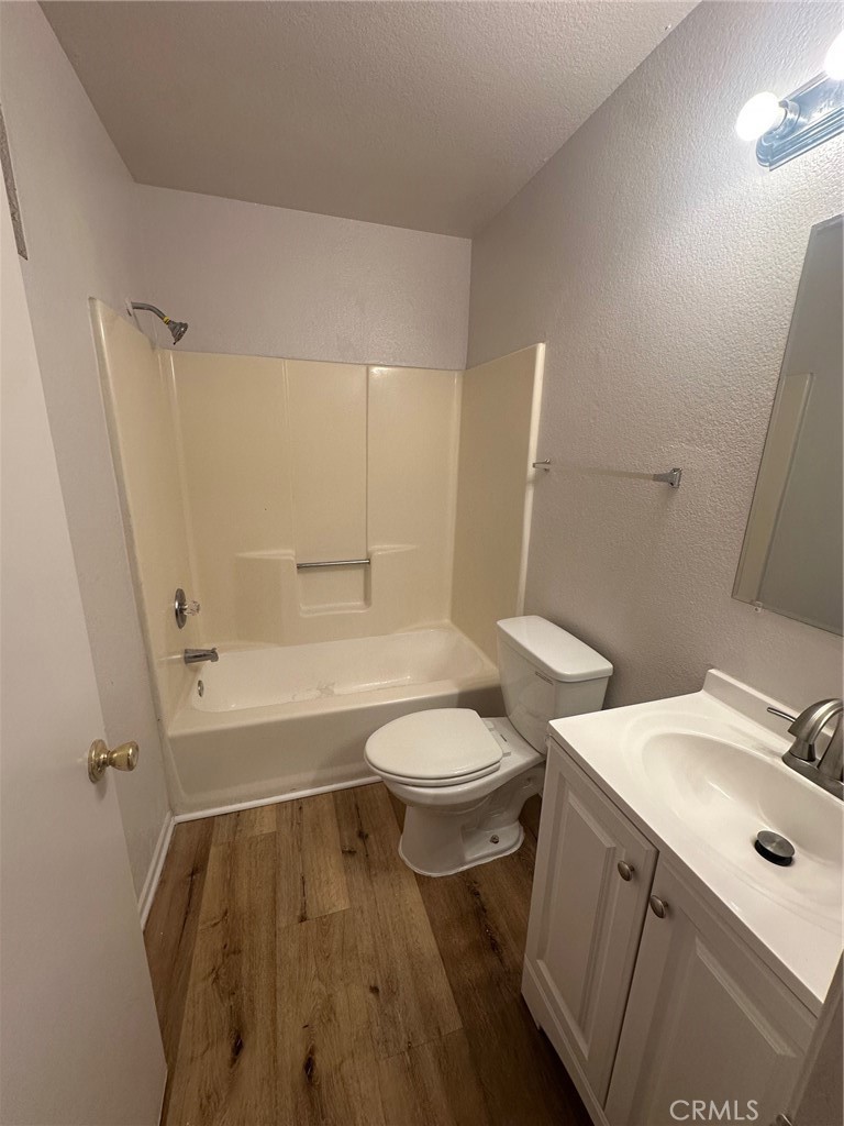 20232 Pawhuska Road Apple Valley, CA 92307 - Photo 3 of 9