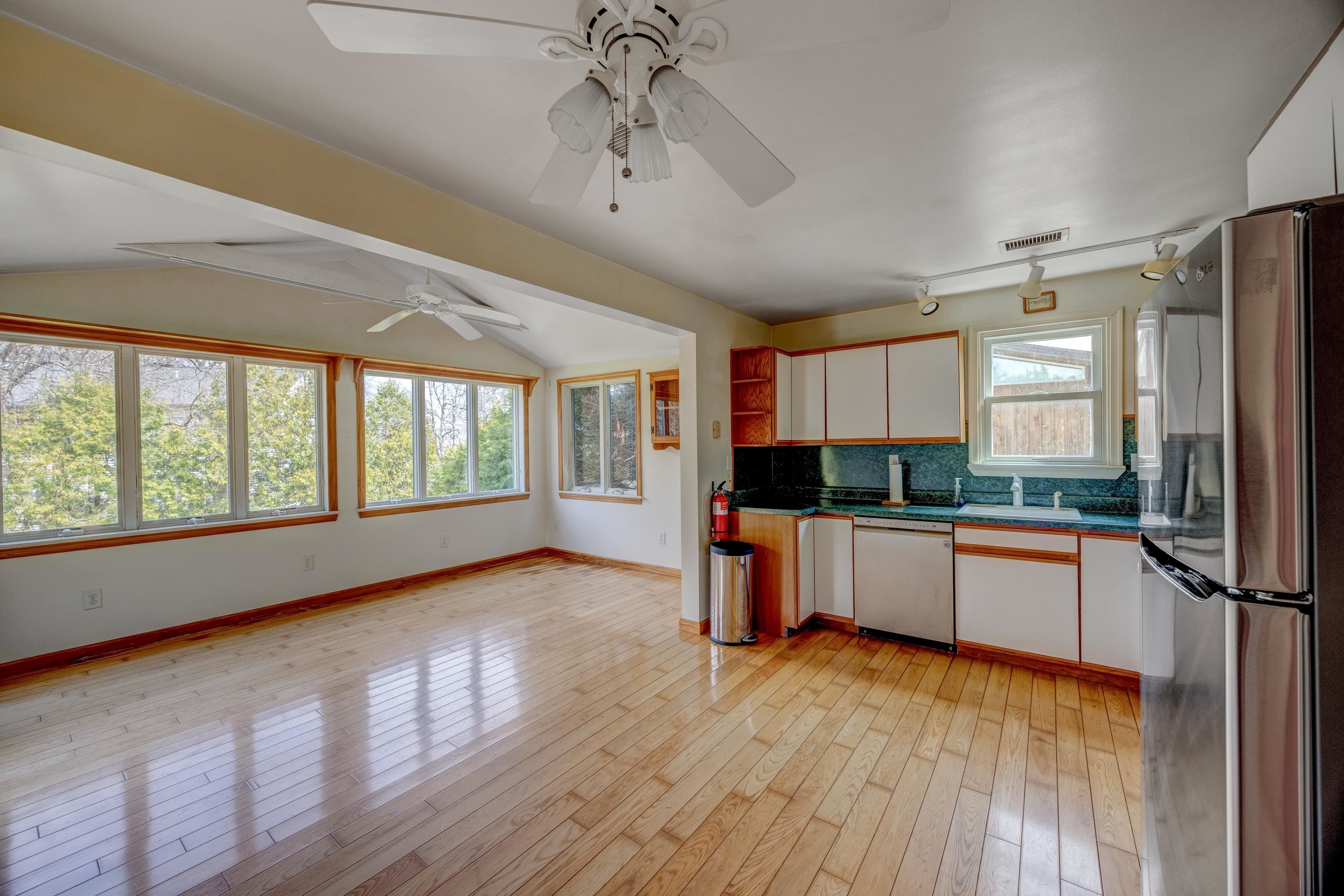 711 New England Road Cape May, NJ 08204 - Photo 5 of 31