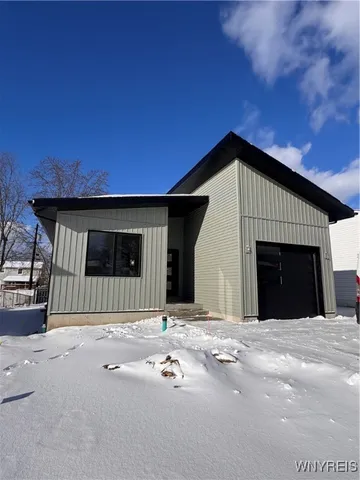 $490,000 | 96 Penwood Drive, Cheektowaga, NY 14227