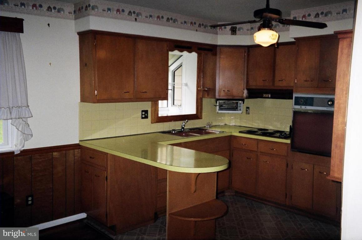 126 Kendig Road Conestoga, PA 17516 - Photo 3 of 13