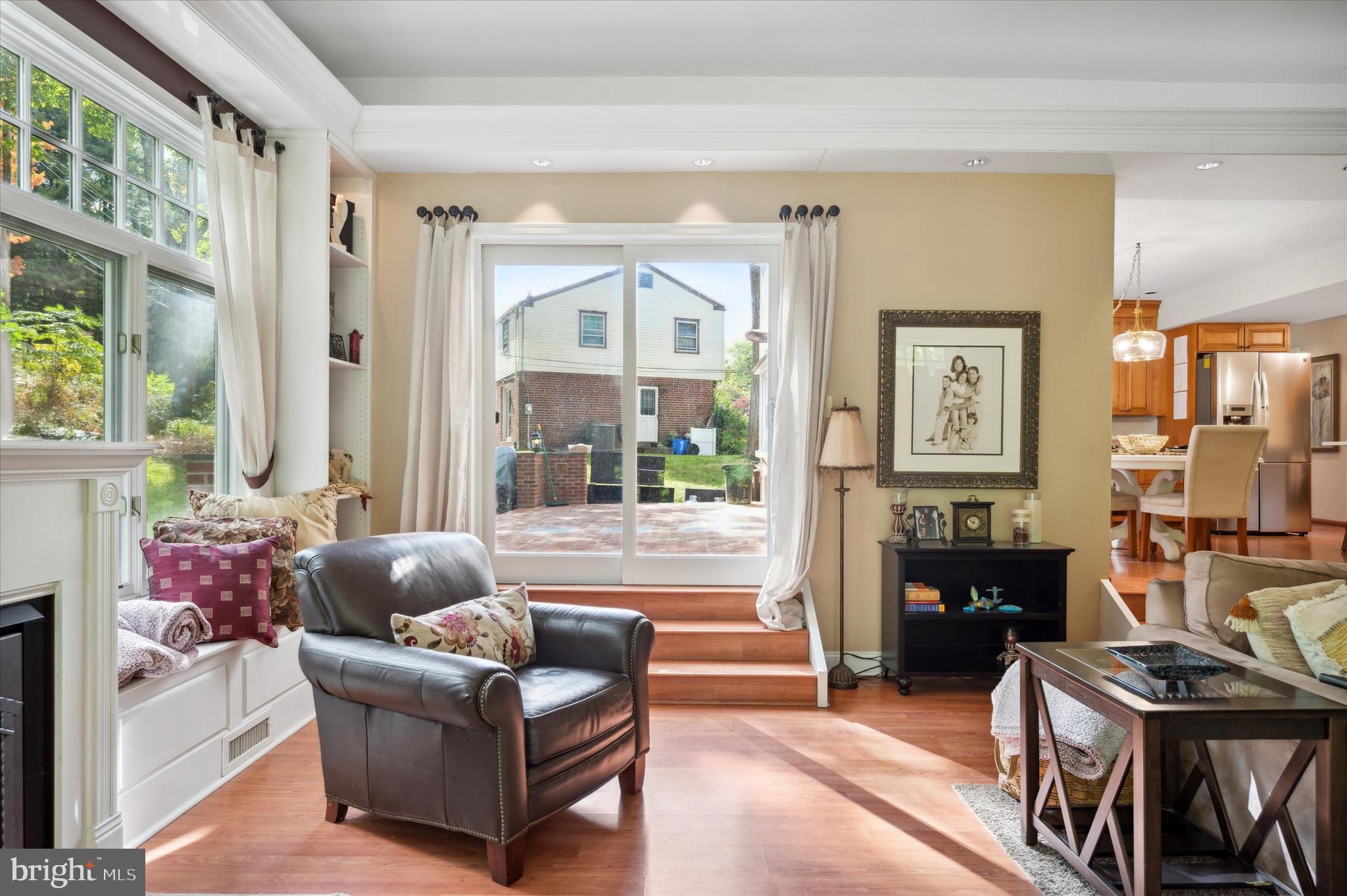 952 East Cathedral Road Philadelphia, PA 19128 - Photo 12 of 35