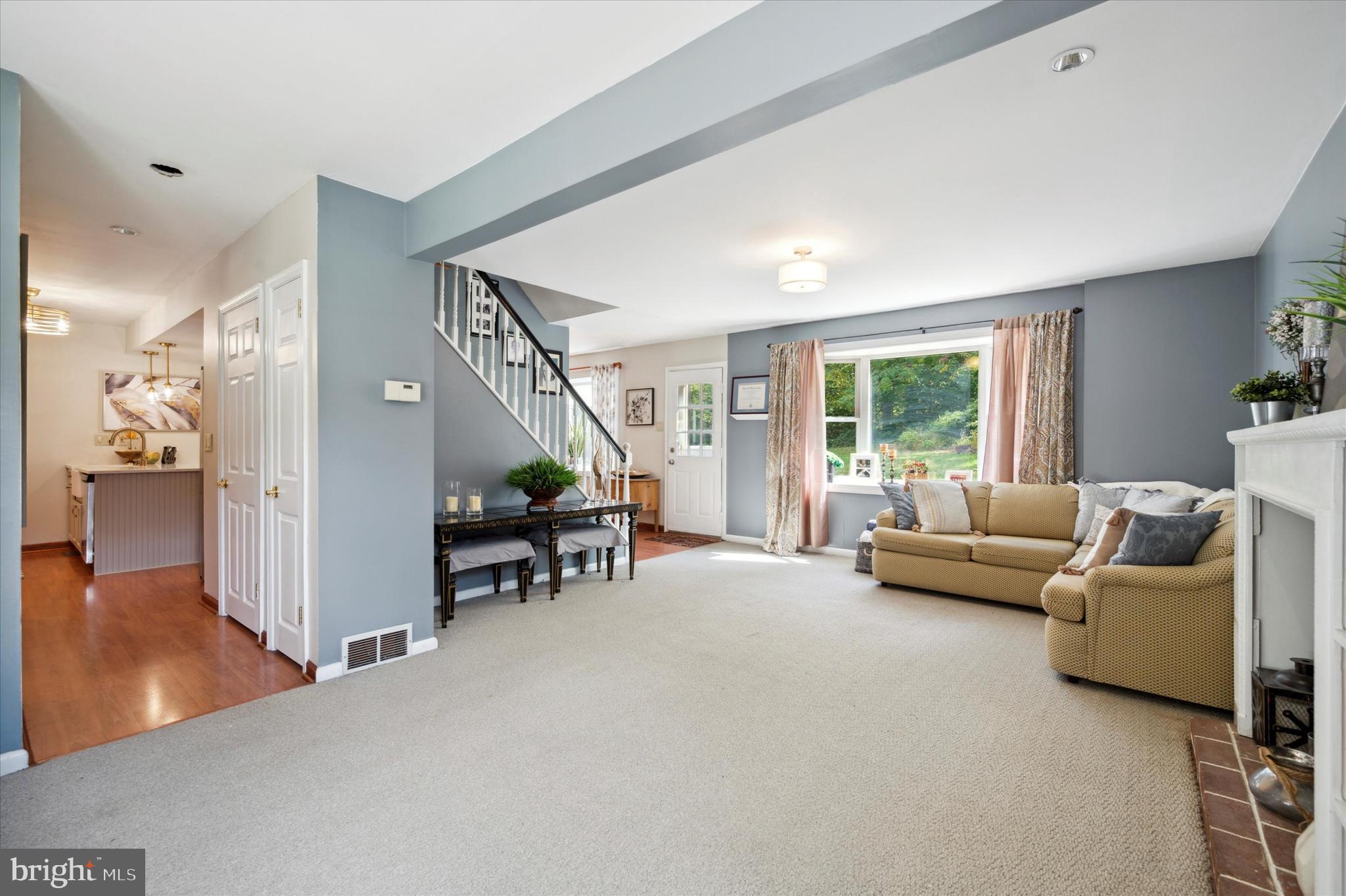 952 East Cathedral Road Philadelphia, PA 19128 - Photo 23 of 35