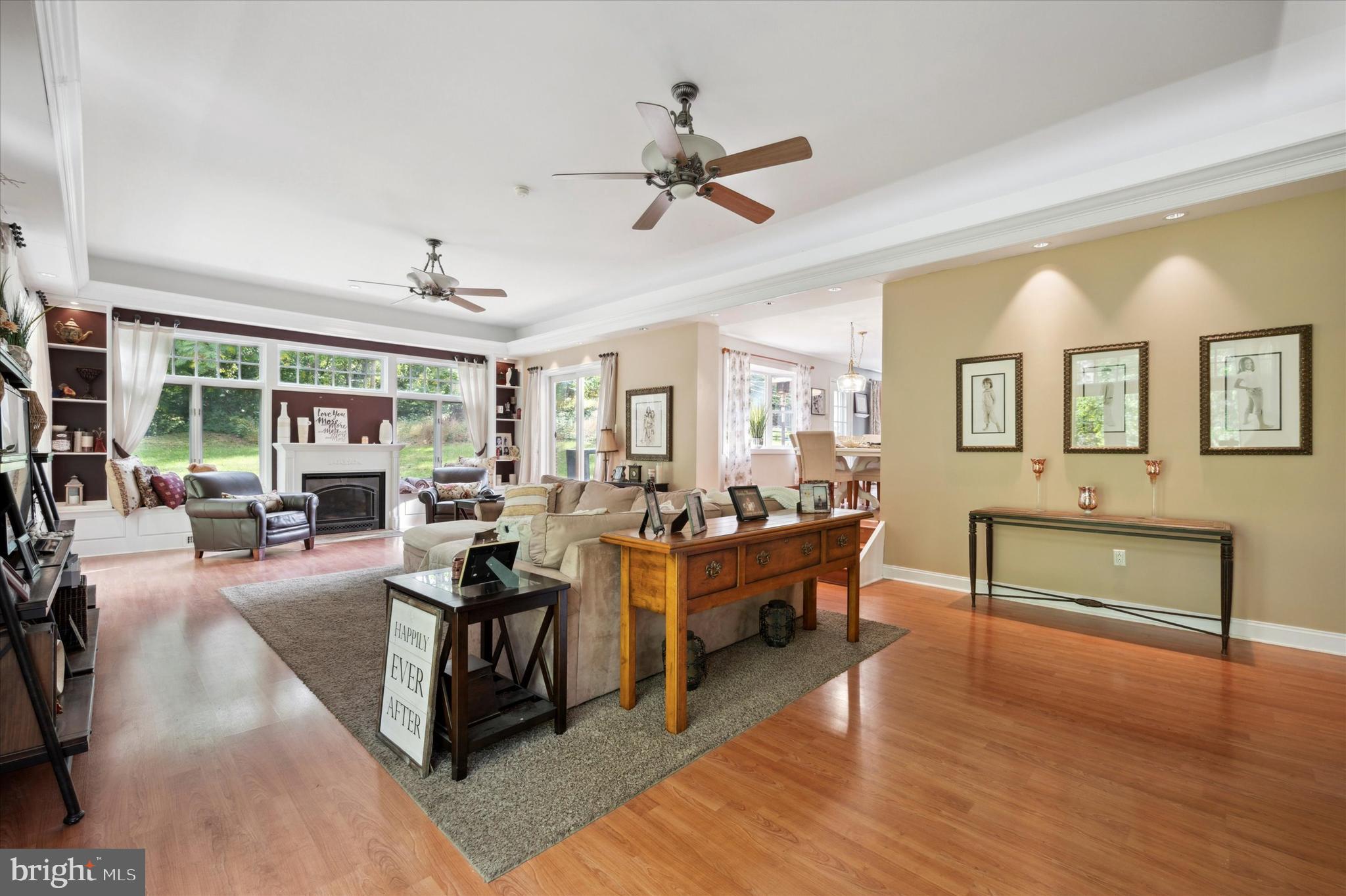 952 East Cathedral Road Philadelphia, PA 19128 - Photo 10 of 35