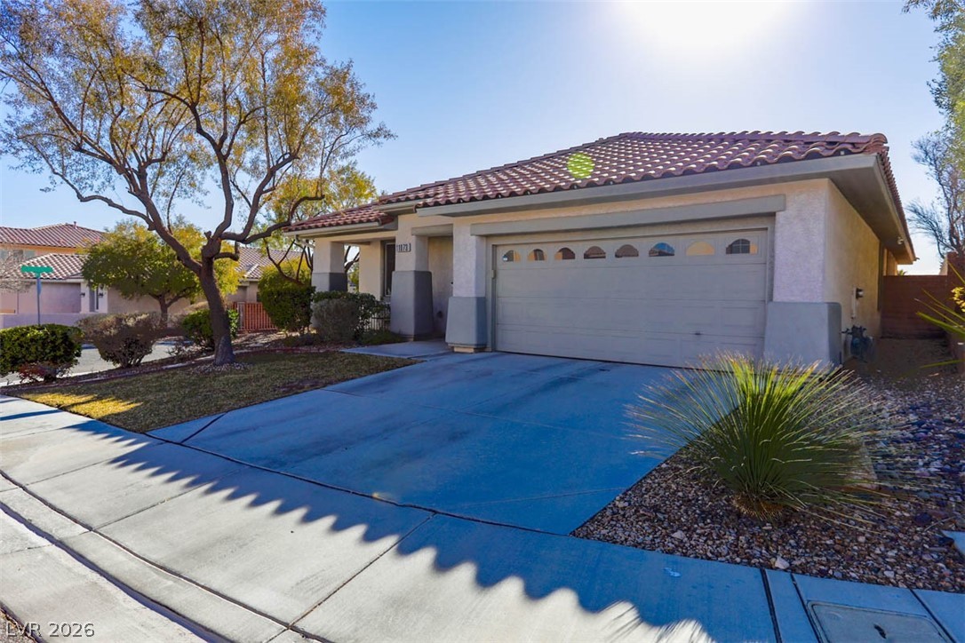 11073 Village Ridge Lane Las Vegas, NV 89135 - Photo 3 of 37