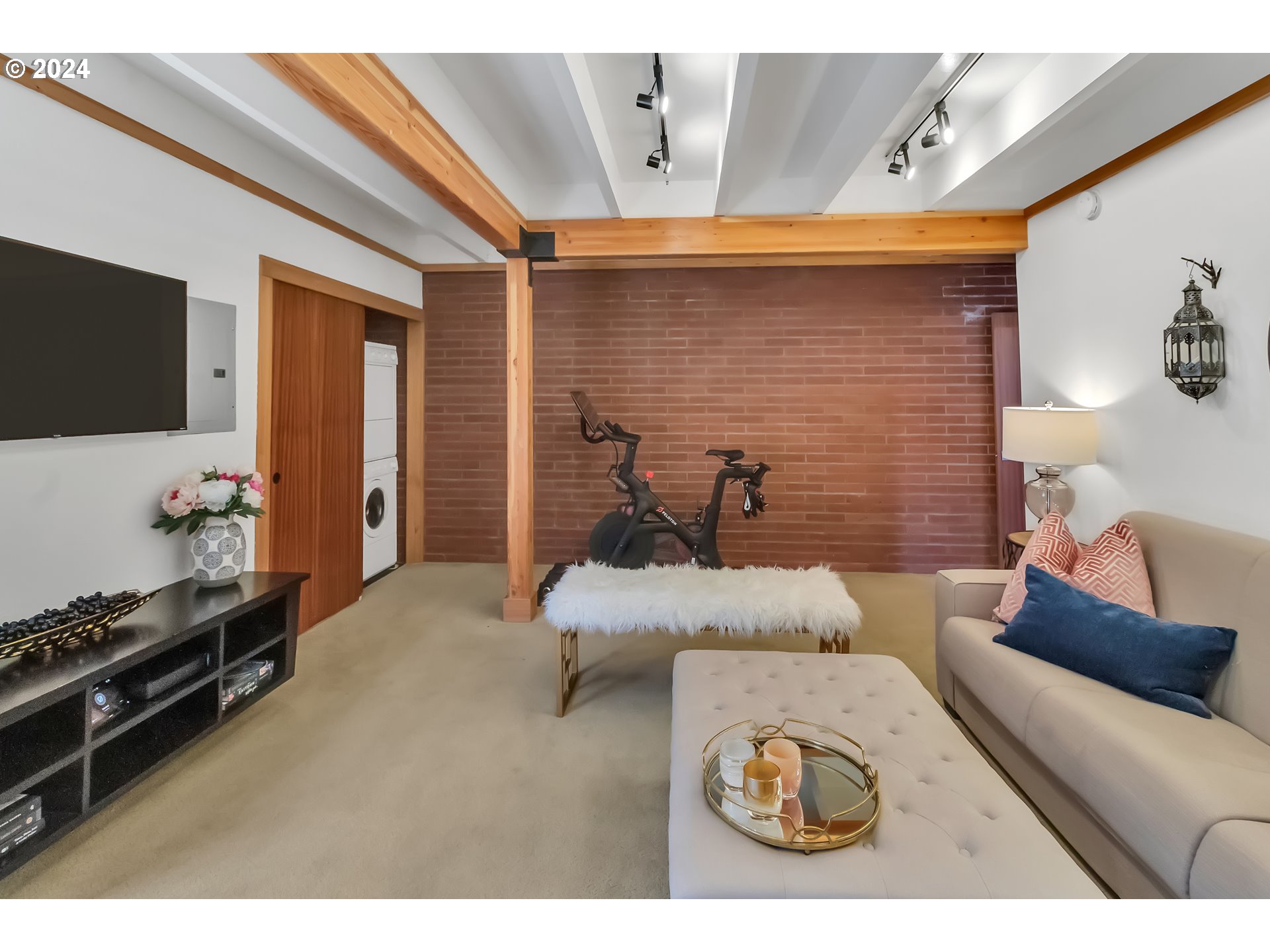106 High Street Eugene, OR 97401 - Photo 6 of 46 a living room with furniture and a flat screen tv
