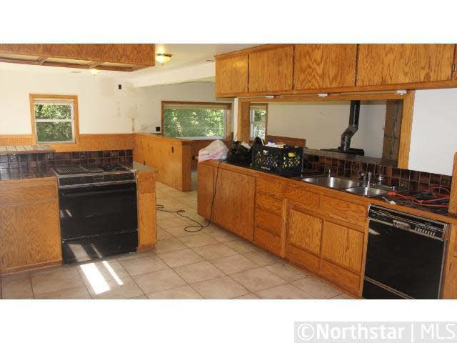 1960 West County Rd E2 Arden Hills, MN 55112 - Photo 8 of 8 Gallery Image 8
