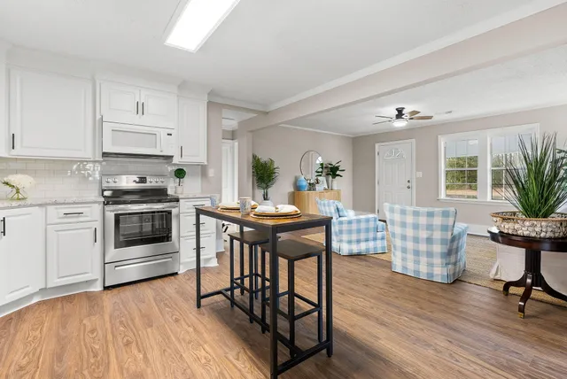 $299,000 | 208 Newell Street, Moncks Corner, SC 29461