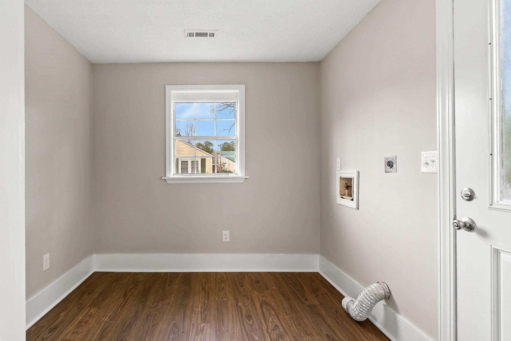 208 Newell Street Moncks Corner, SC 29461 - Photo 30 of 48 25-web-or-mls-Barclay Media Co -25