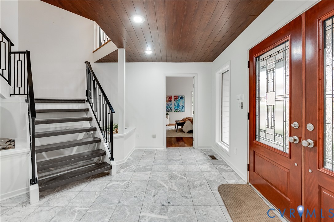 9306 South Mooreland Road Henrico, VA 23229 - Photo 4 of 59