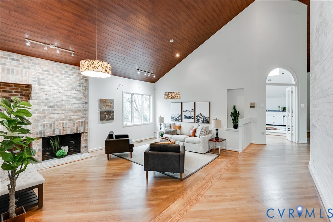 9306 South Mooreland Road Henrico, VA 23229 - Photo 7 of 59