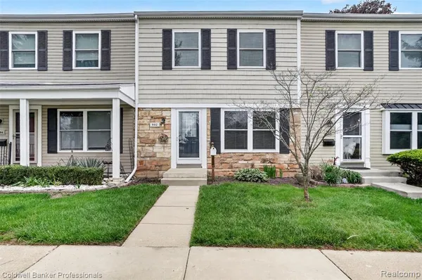 $150,000 | 902 Little Hill Court, Rochester, MI 48307