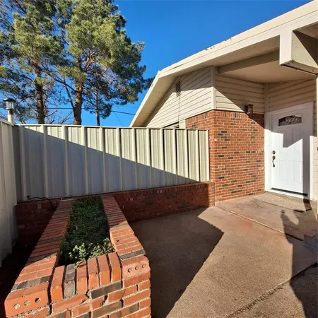 $2,500 | 407 Eddy Street, Quanah, TX 79252