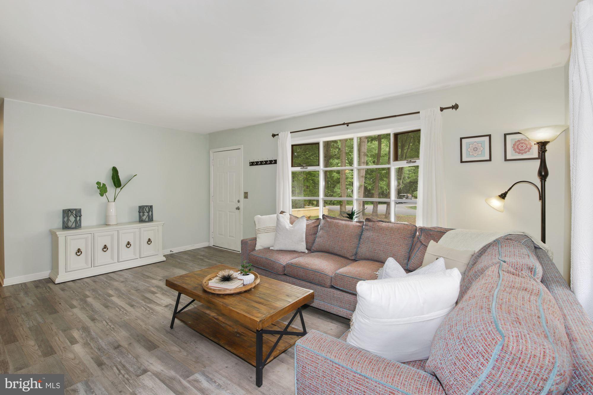 43 Drawbridge Road Ocean Pines, MD 21811 - Photo 5 of 40 Living Room