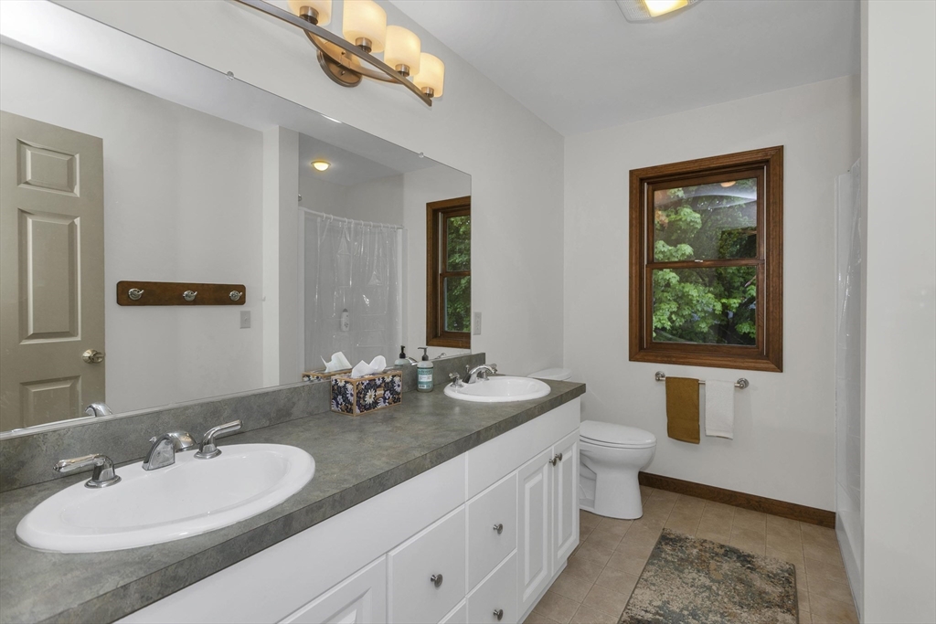 44 Westhampton Road Northampton, MA 01062 - Photo 32 of 42