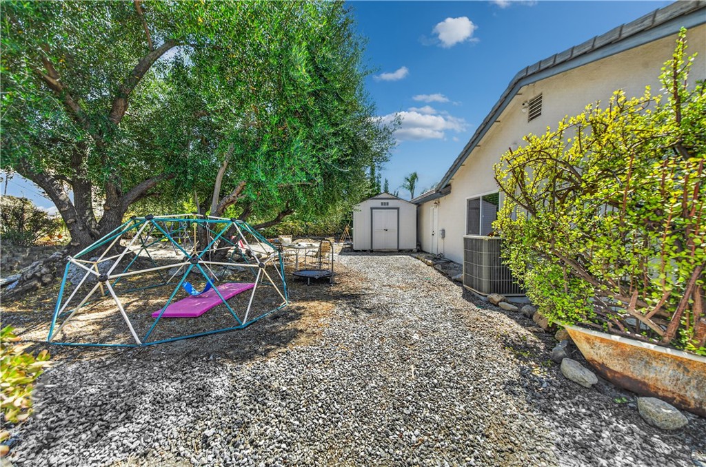 1311 Cadwell Court Riverside, CA 92506 - Photo 59 of 64