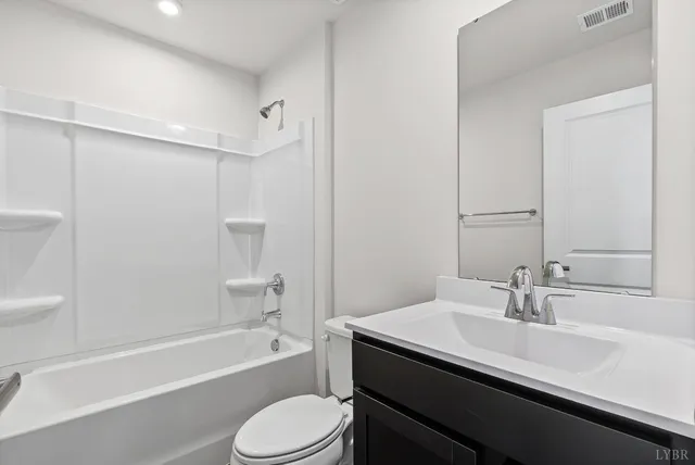 $329,990 | 186 Grv Hl Terrace, Lynchburg, VA 24501