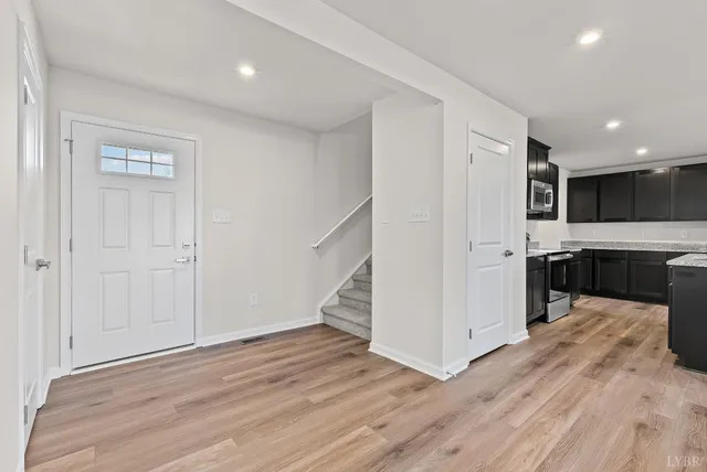 $329,990 | 186 Grv Hl Terrace, Lynchburg, VA 24501