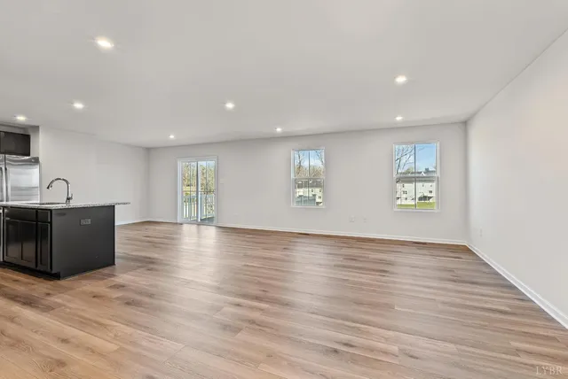 $329,990 | 186 Grv Hl Terrace, Lynchburg, VA 24501