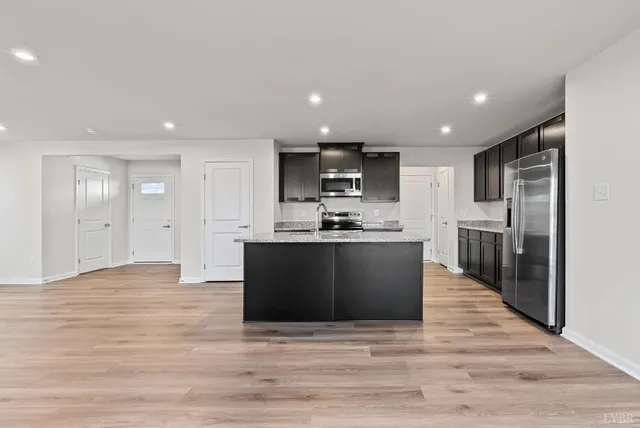 $329,990 | 186 Grv Hl Terrace, Lynchburg, VA 24501