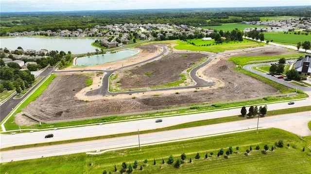 $399,000 | 8943 Southwest 6th Street, Lee's Summit, MO 64081