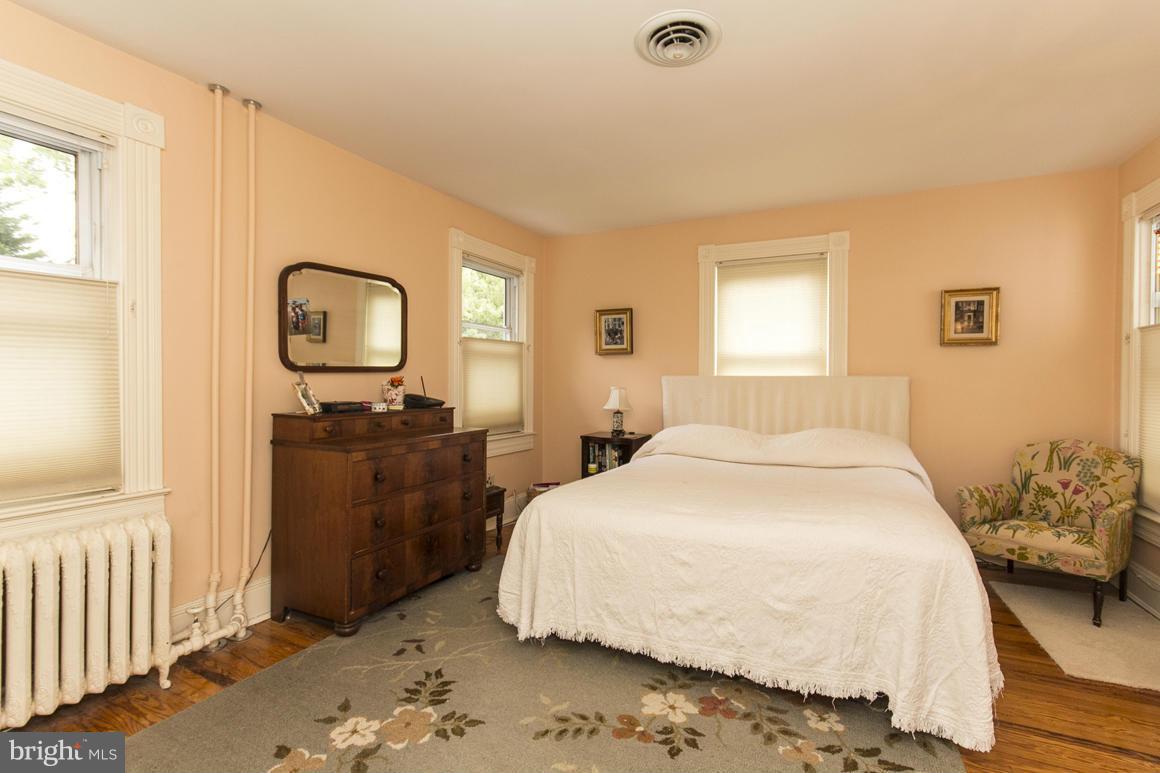 720 St Johns Road Baltimore, MD 21210 - Photo 17 of 25 Bedroom (Master)