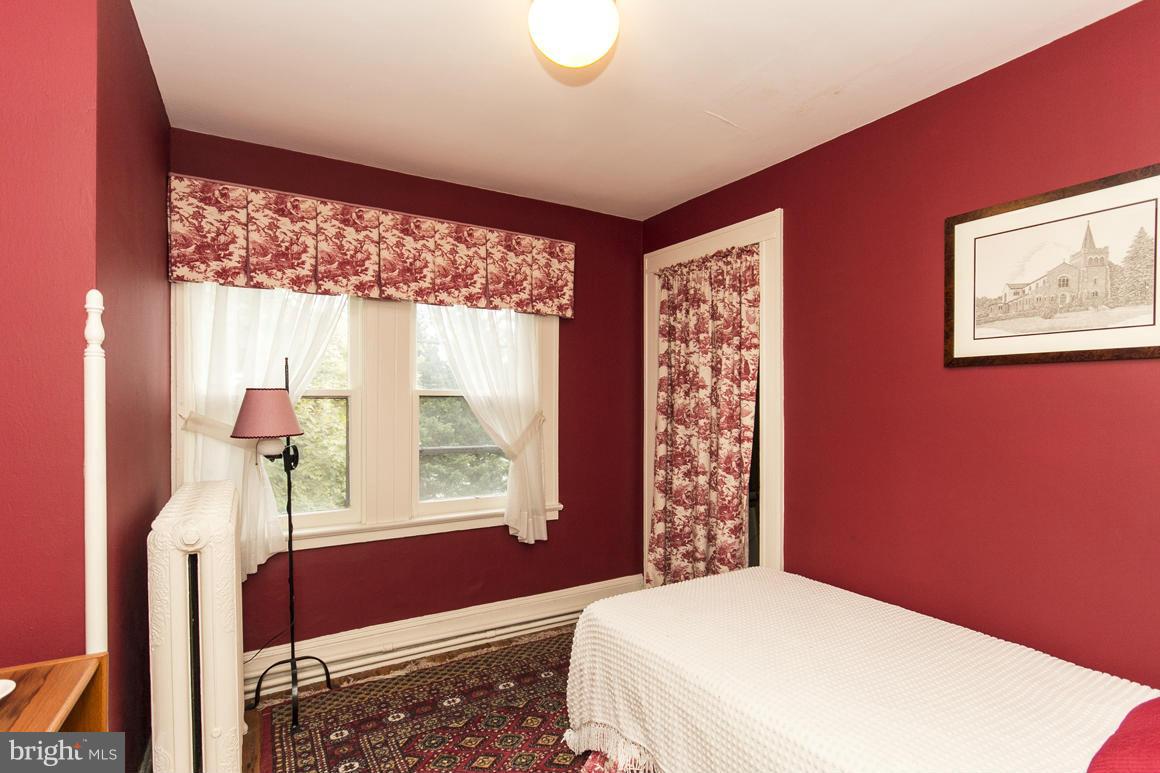 720 St Johns Road Baltimore, MD 21210 - Photo 23 of 25 Bedroom
