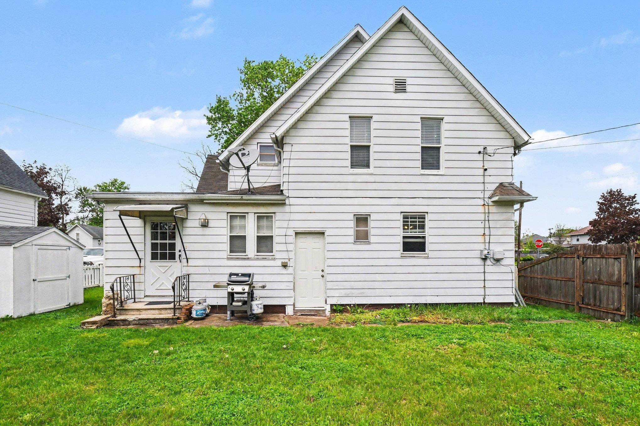 801 Maple Row Elkhart, IN 46514 - Photo 27 of 32