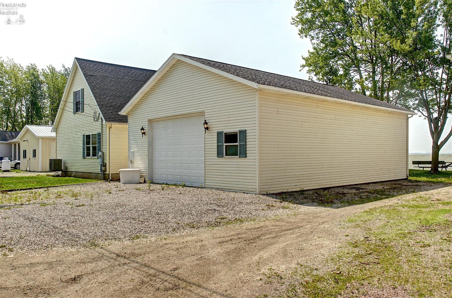 2050 Fletcher Road Port Clinton, OH 43452 - Photo 24 of 35 Gallery Image 24