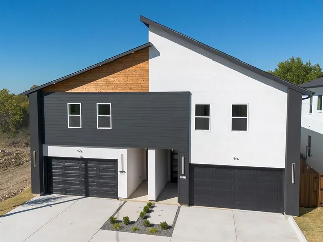 $2,850 | 5851 Millar Drive, Dallas, TX 75236