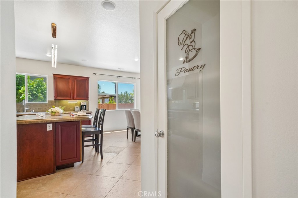 12232 Brianwood Drive Riverside, CA 92503 - Photo 20 of 80