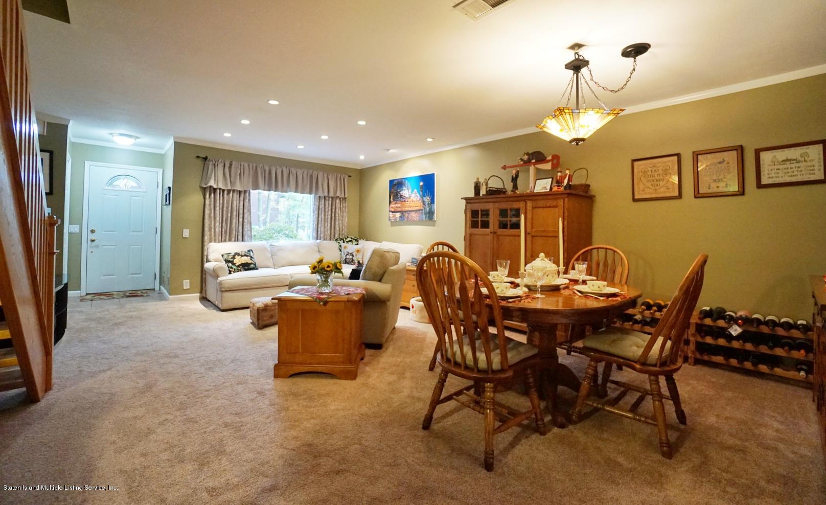 40 Rumson Road Staten Island, NY 10314 - Photo 6 of 35 Dining Area