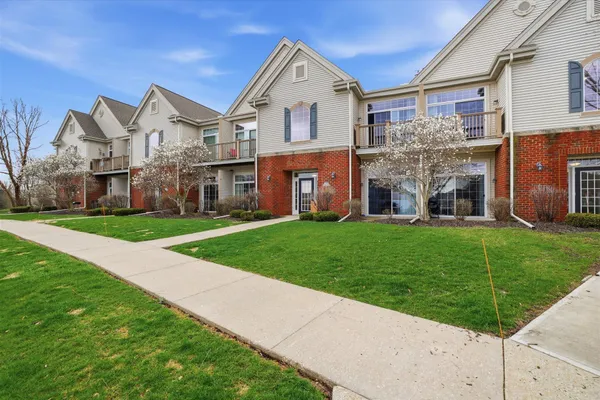 $224,900 | W206N16731 Blackberry Circle, Unit 1526, Jackson, WI 53037