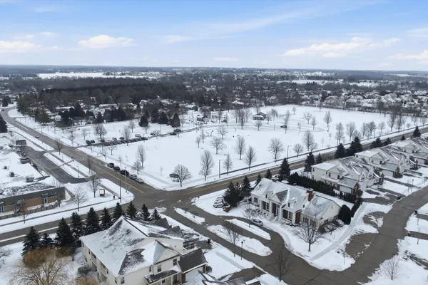 $224,900 | W206N16731 Blackberry Circle, Unit 1526, Jackson, WI 53037