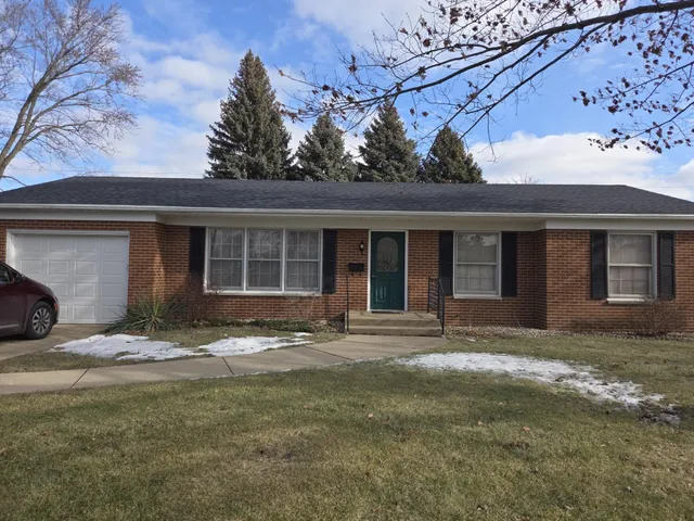 $198,000 | 2517 Rock Street, Peru, IL 61354